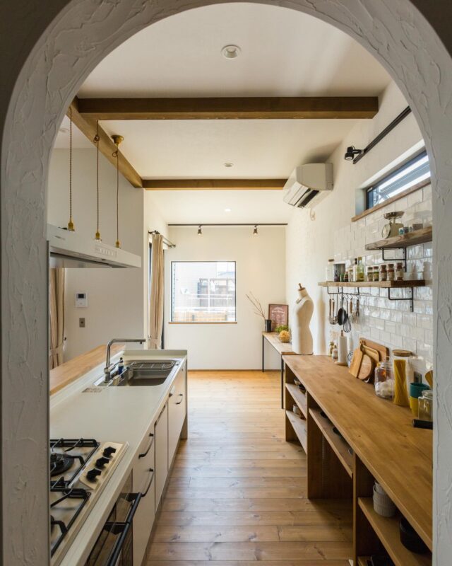 おうちのはなし。
⁡
みんな、好きなことも
やりたいことも違うから
いろんないえがあっていい。
⁡
好きなことをつめこんだ家。
いいじゃない
すてきじゃない
⁡
自分らしい暮らしと人生を、
わたしたちは応援しています。
⁡
あなたの「好き」は、どんなかたちでしょうか。
⁡
⁡
⁡
@select2008  contact▶︎ LINE✉ ͗ ͗
⁡
⁡
 #家づくり